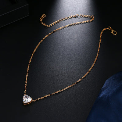 Crystal Heart Necklace Pendant Female Short Gold Chain Necklace Pendant Necklace Crystal Heart Necklace Chocker neck eprolo