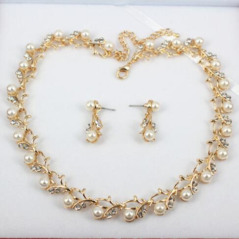 Pearl Wedding necklace earring jewelry set eprolo