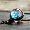 UNIVERSE IN A NECKLACE eprolo